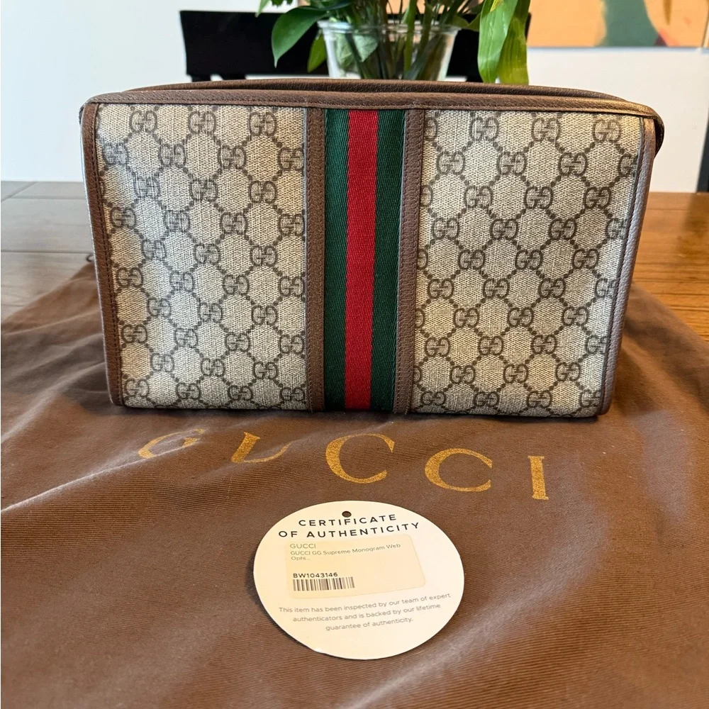 Gucci Beige and Brown GG Canvas Bag with Gold Chain - Picture 4 of 9